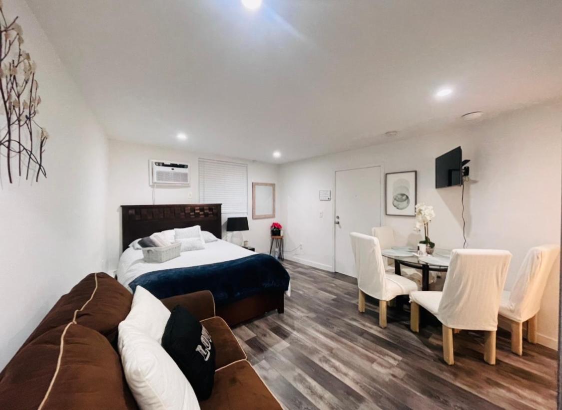 Lovely Sherman Oaks Studio لوس أنجلوس المظهر الخارجي الصورة